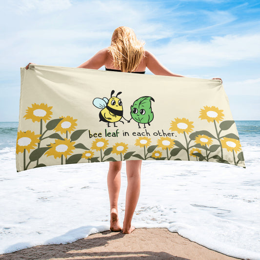 Bee leaf beach towel